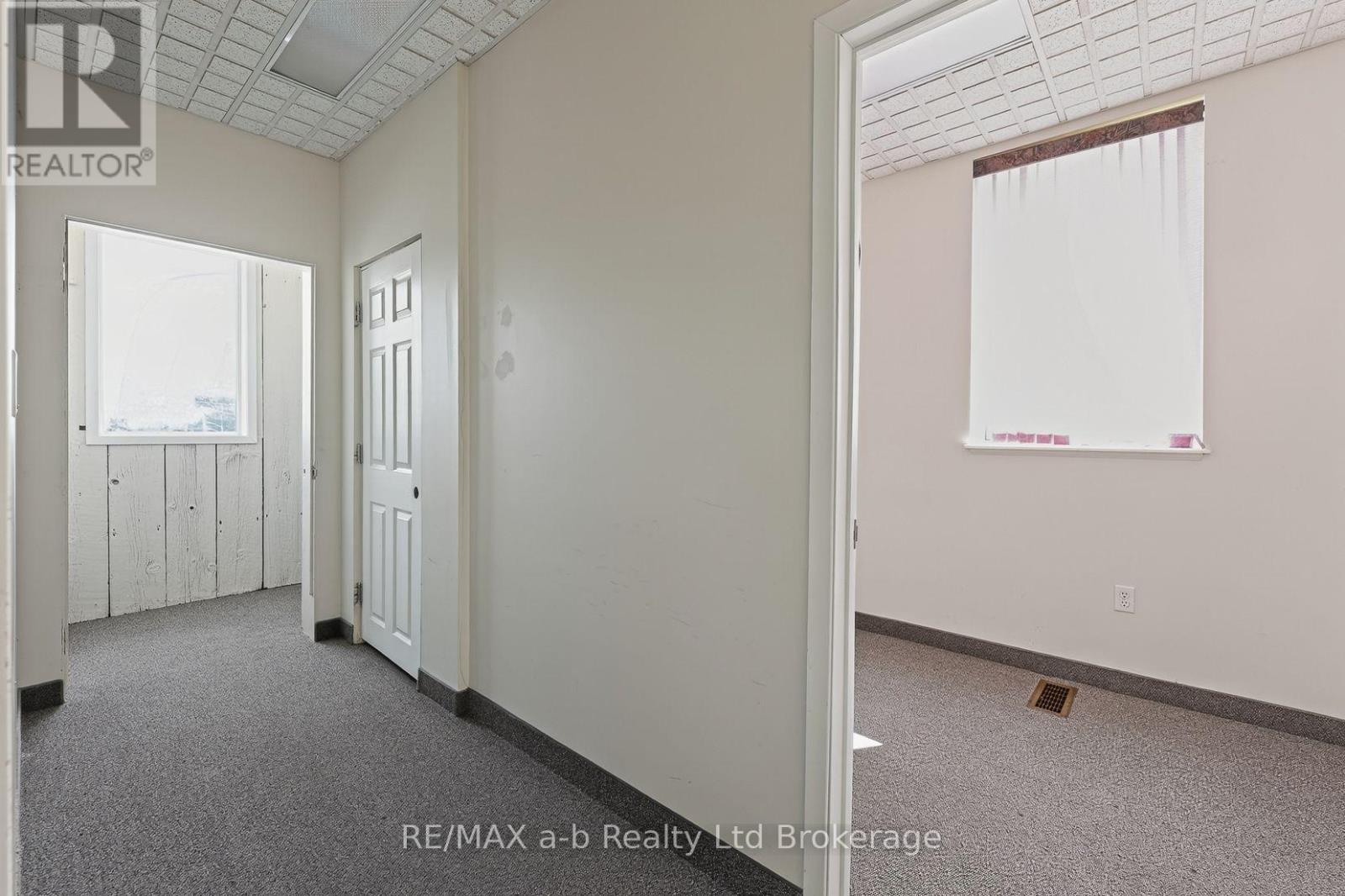 35 Springbank Avenue N, Woodstock, Ontario  N4S 7P6 - Photo 14 - X13640226