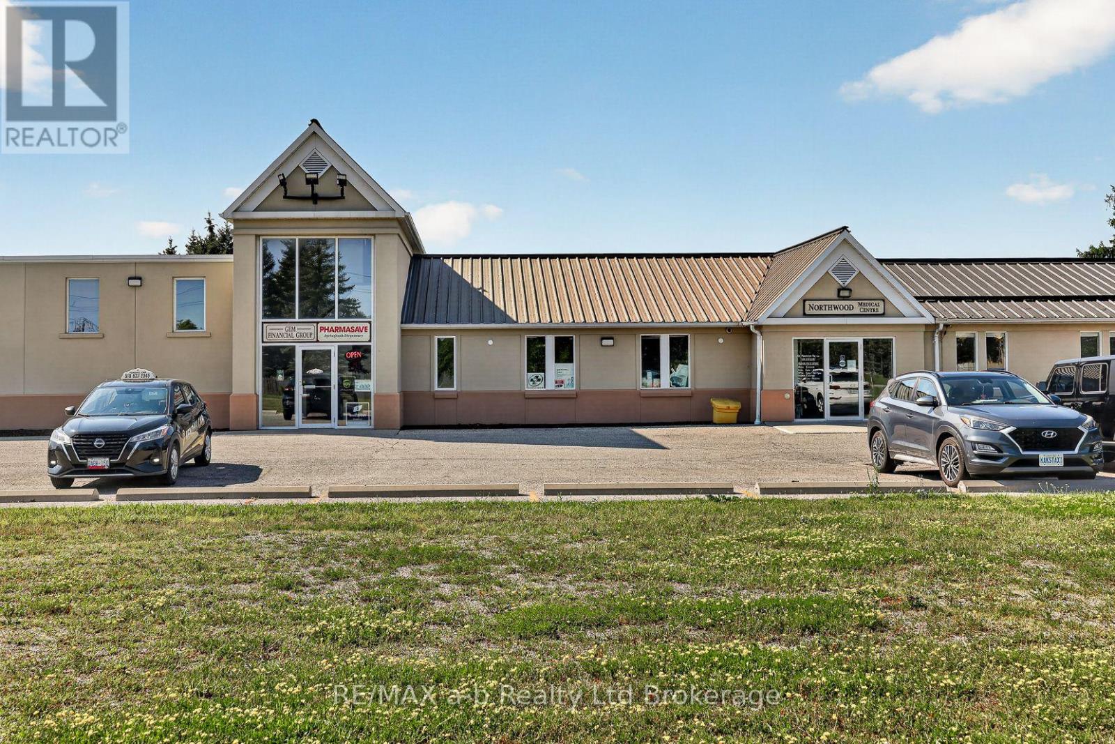 35 Springbank Avenue N, Woodstock, Ontario  N4S 7P6 - Photo 5 - X13640226