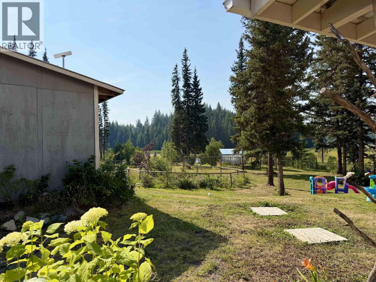 3535 Westwick Pit Road, 150 Mile House, British Columbia  V0K 2G0 - Photo 25 - R3152809