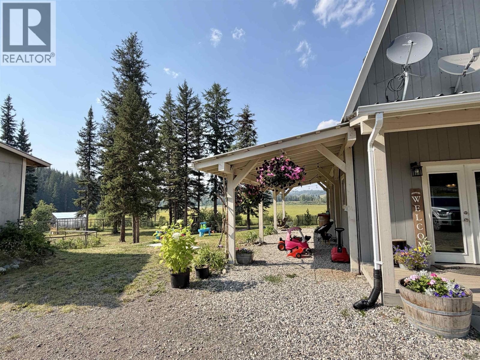 3535 Westwick Pit Road, 150 Mile House, British Columbia  V0K 2G0 - Photo 6 - R3152809