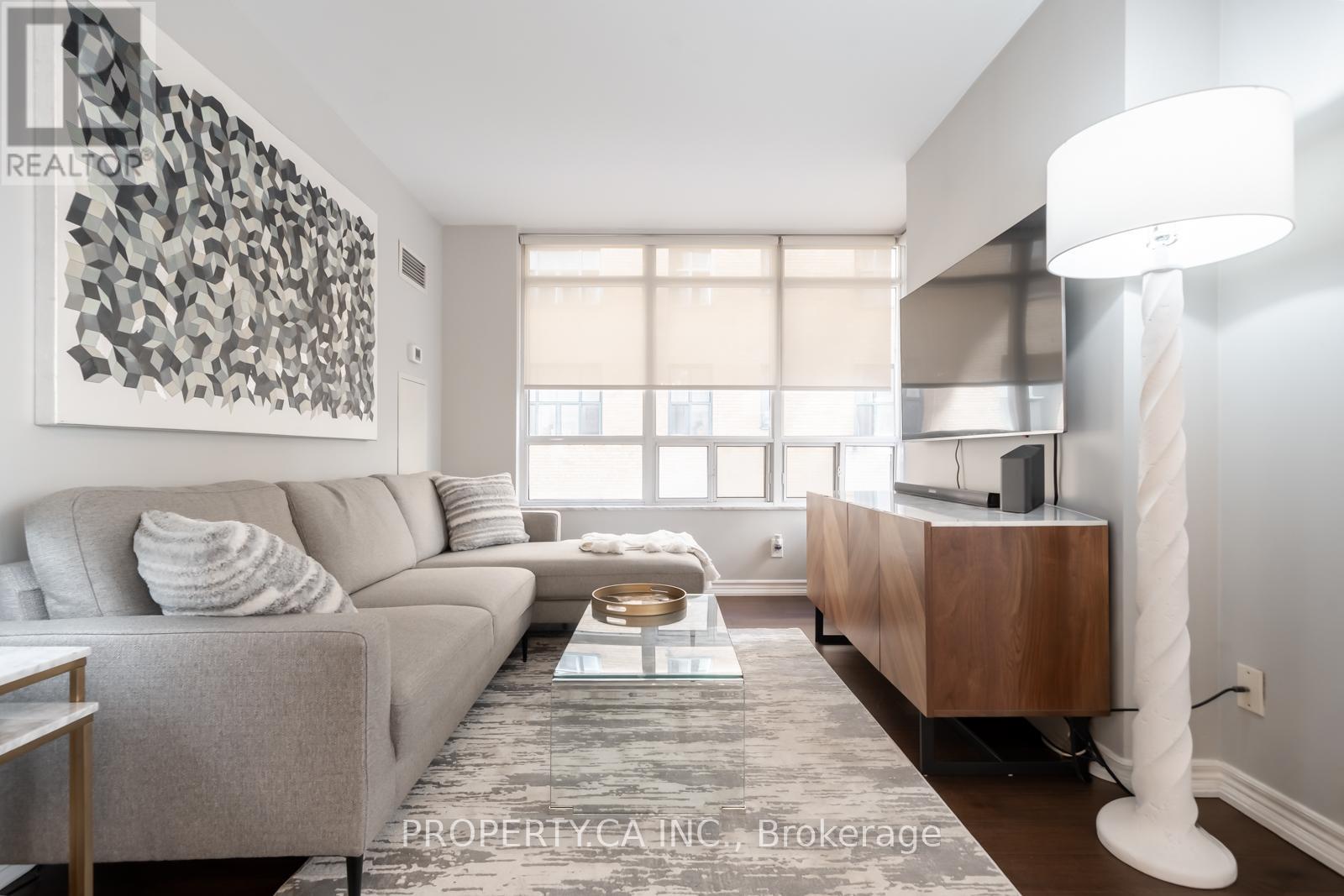 202 - 60 St Clair Avenue W, Toronto, Ontario  M4V 1M1 - Photo 5 - C13077320