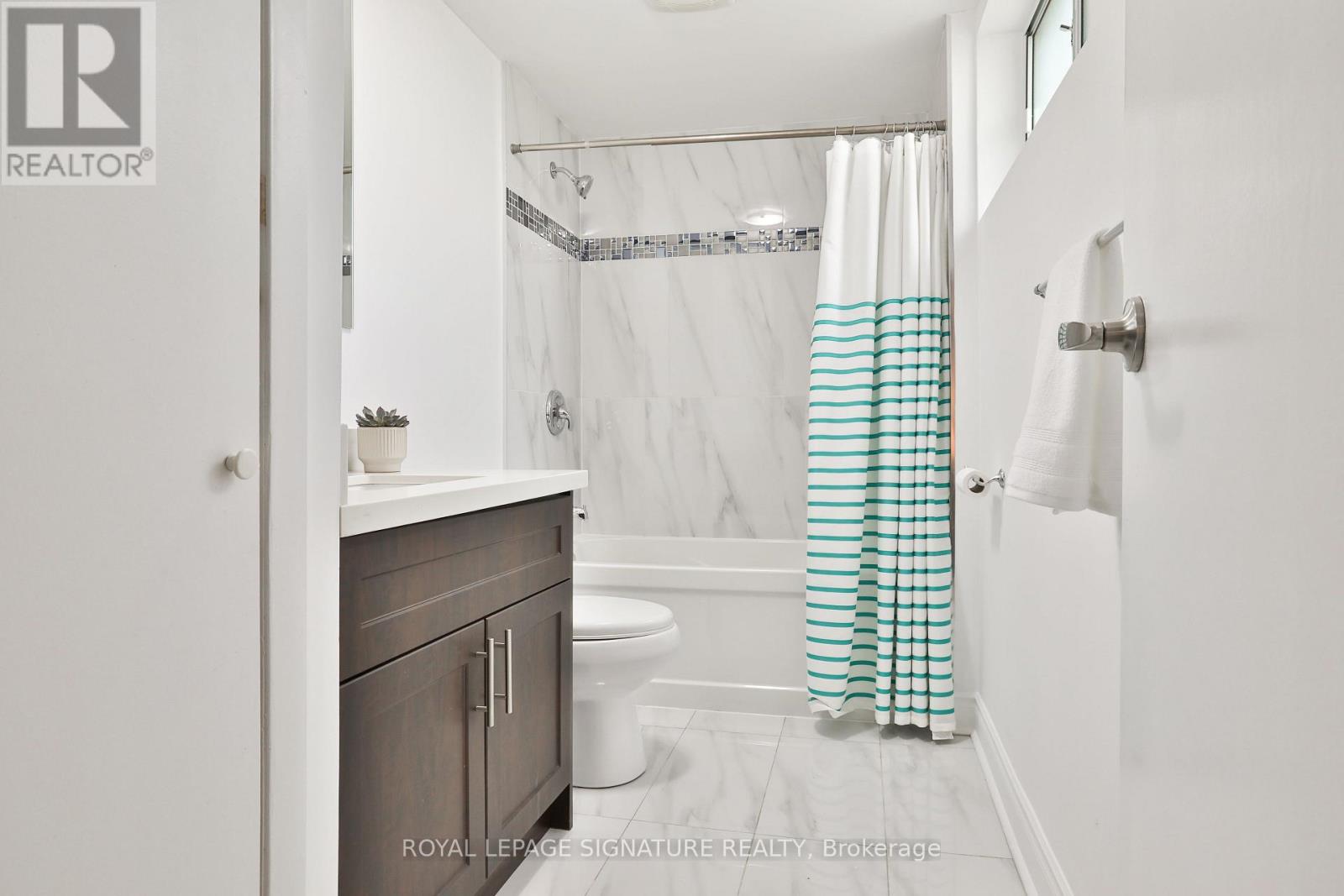 280 Gowan Avenue, Toronto, Ontario  M4J 2K6 - Photo 29 - E13434786