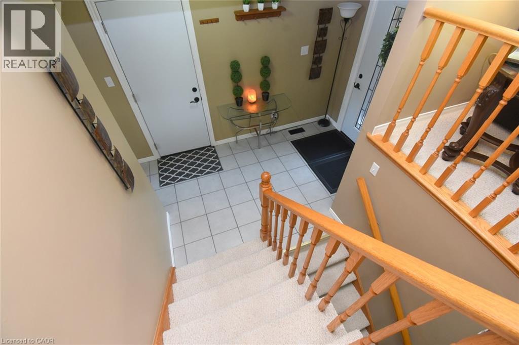 24 Buchanan Drive, Caledonia, Ontario  N3W 1H1 - Photo 5 - 40853057