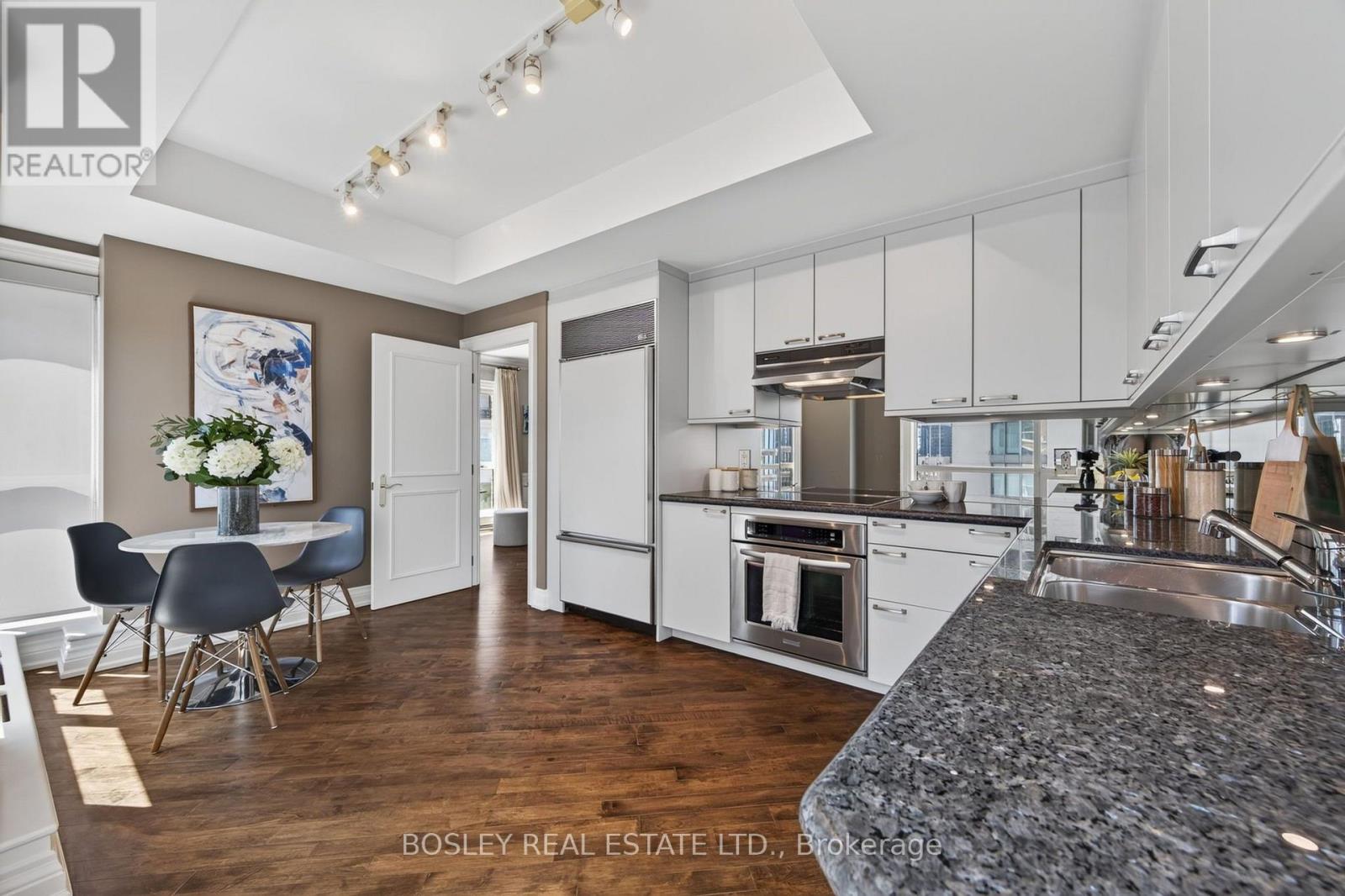 1403 - 38 Avenue Road, Toronto, Ontario  M5R 2G2 - Photo 11 - C13558320