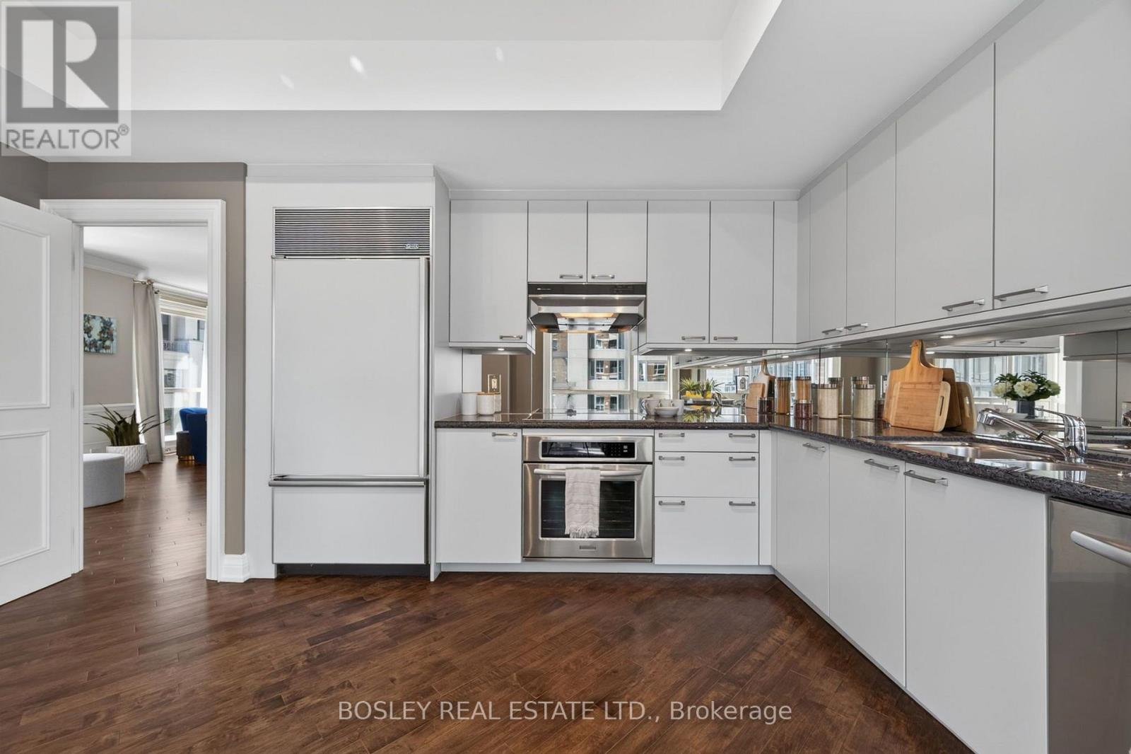 1403 - 38 Avenue Road, Toronto, Ontario  M5R 2G2 - Photo 12 - C13558320