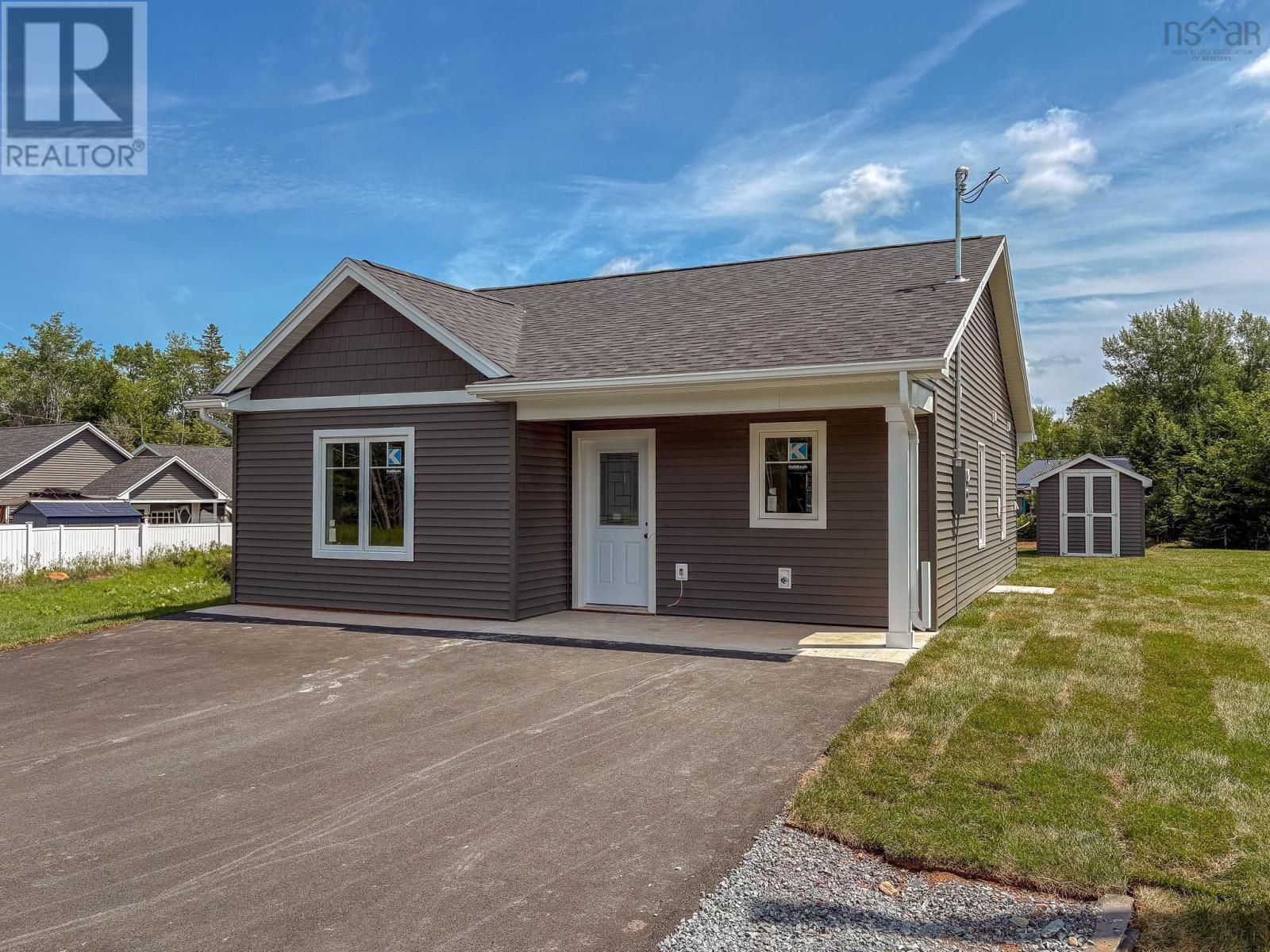 37 Amelia Avenue, Stewiacke, Nova Scotia