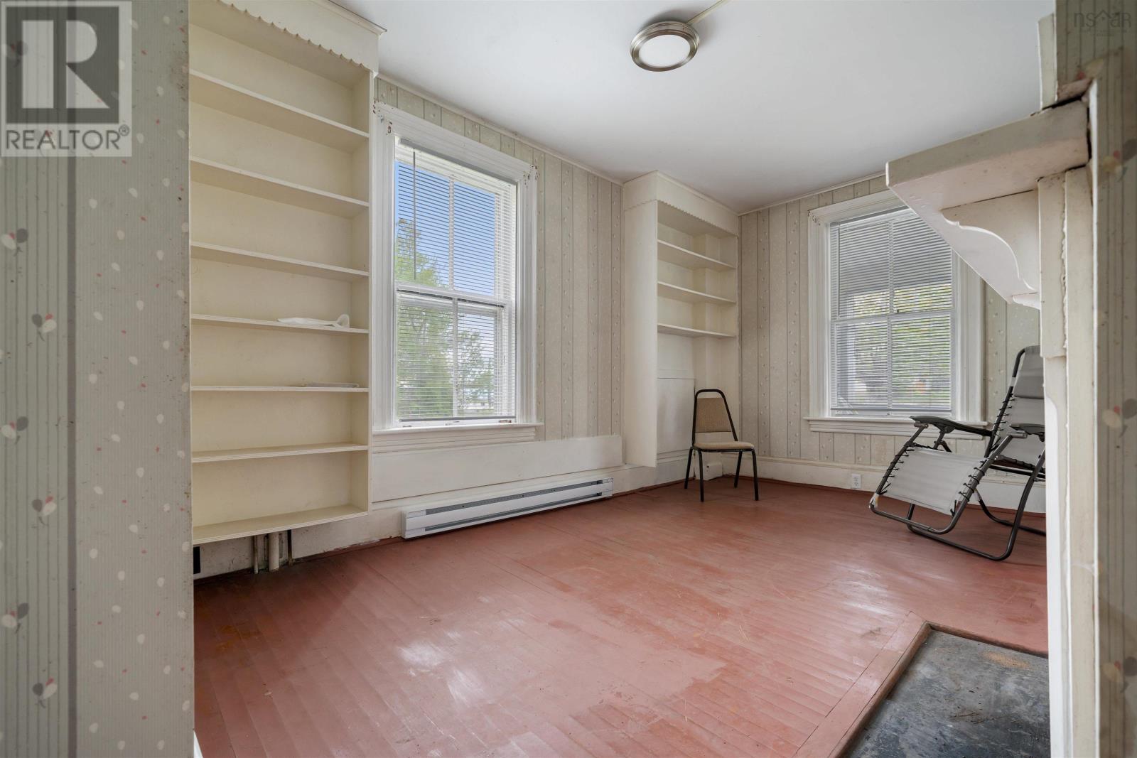 15 Mcdougal Street, Springhill, Nova Scotia  B0M 1X0 - Photo 18 - 202612814