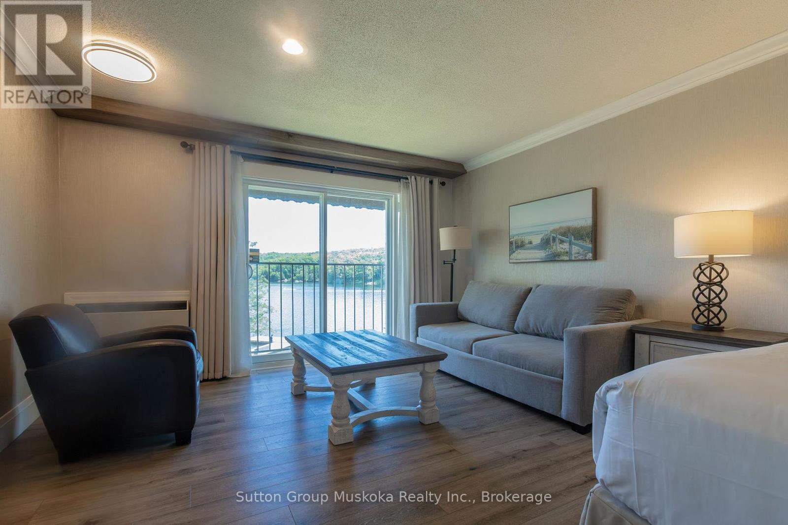 302 - 302 Bayshore - Deerhurst Drive, Huntsville, Ontario  P1H 2E8 - Photo 6 - X13640354