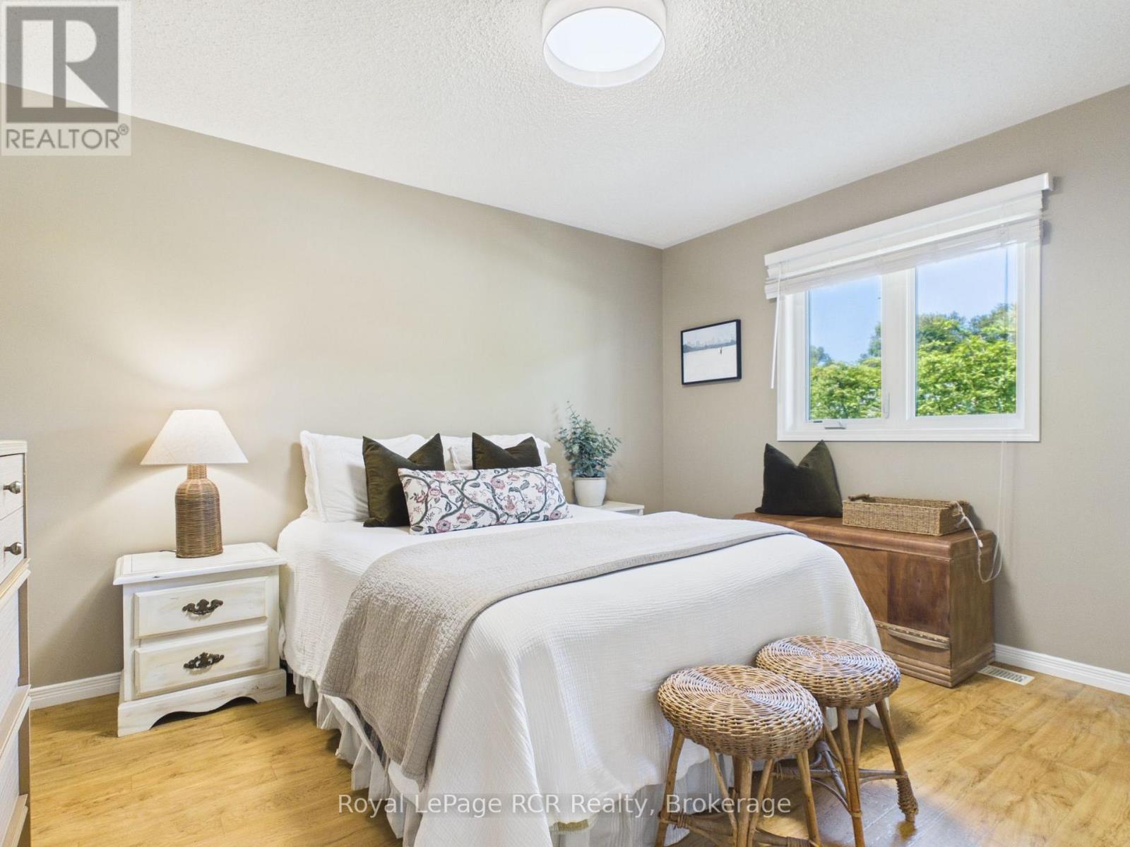 243 Island Street, Saugeen Shores, Ontario  N0H 2L0 - Photo 9 - X13640466