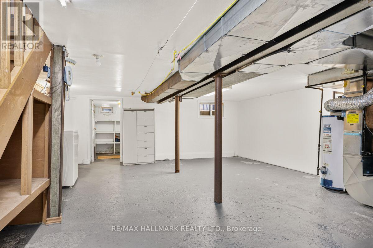 511 Northcliffe Boulevard, Toronto, Ontario  M6E 3L4 - Photo 26 - C13640266