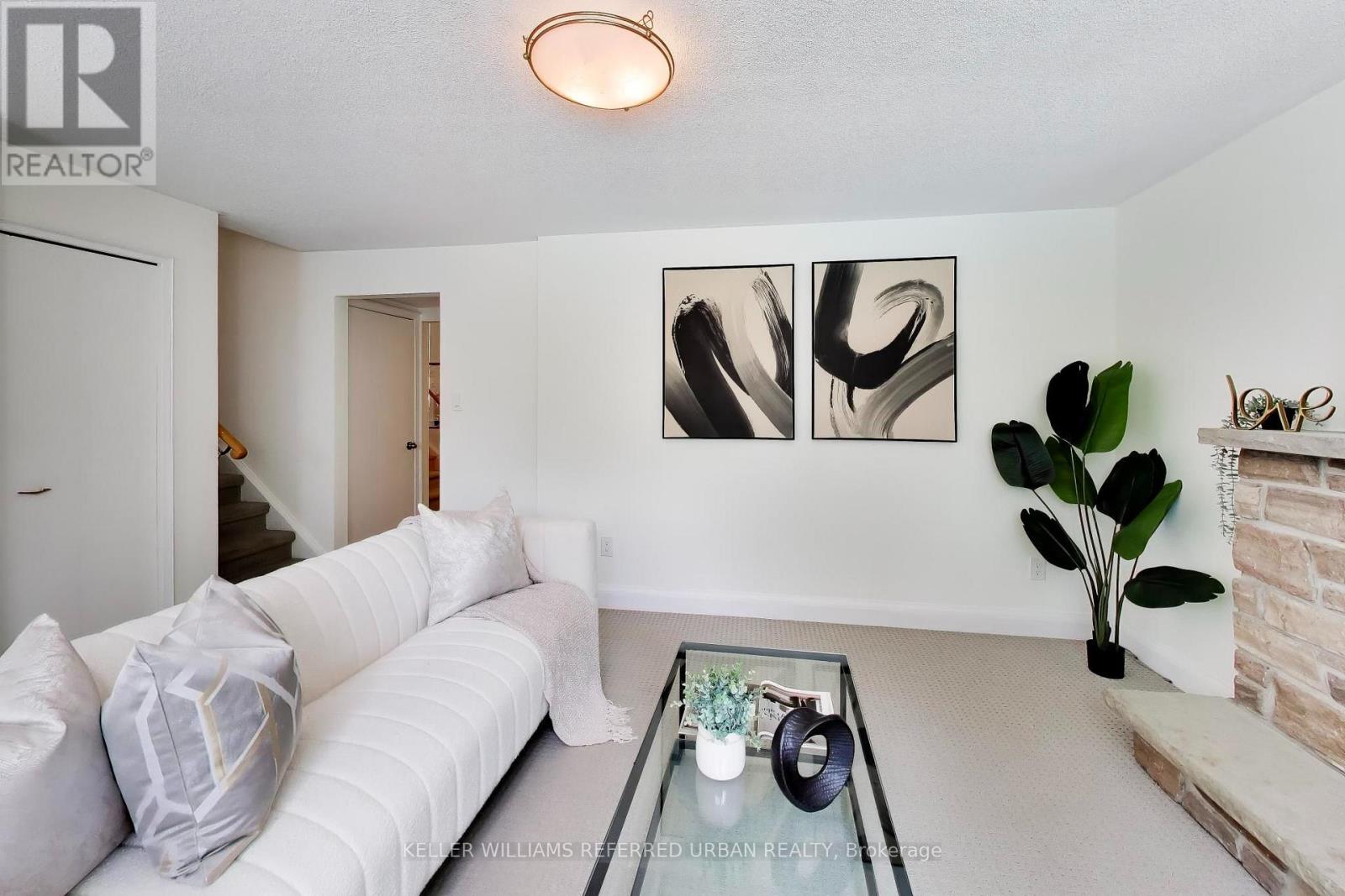 22 Crossbow Crescent, Toronto, Ontario  M2J 3M4 - Photo 12 - C13640316