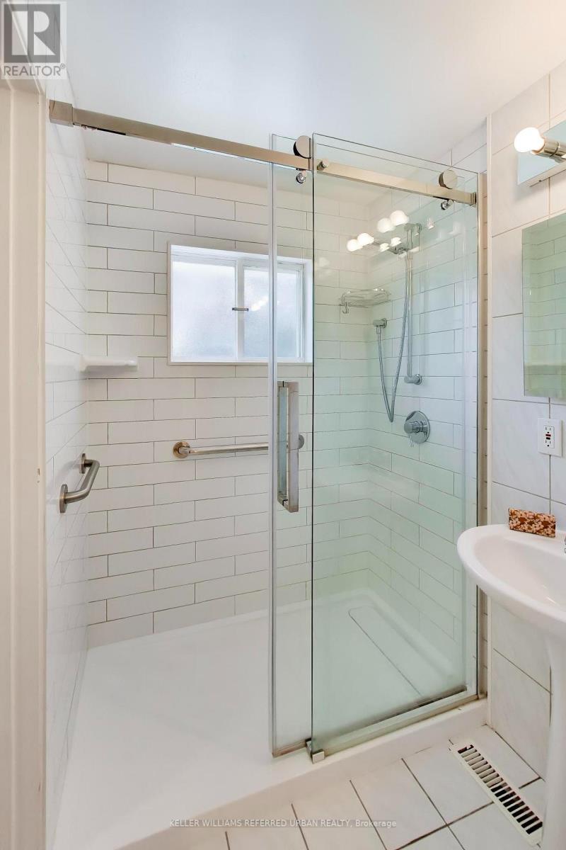 22 Crossbow Crescent, Toronto, Ontario  M2J 3M4 - Photo 29 - C13640316
