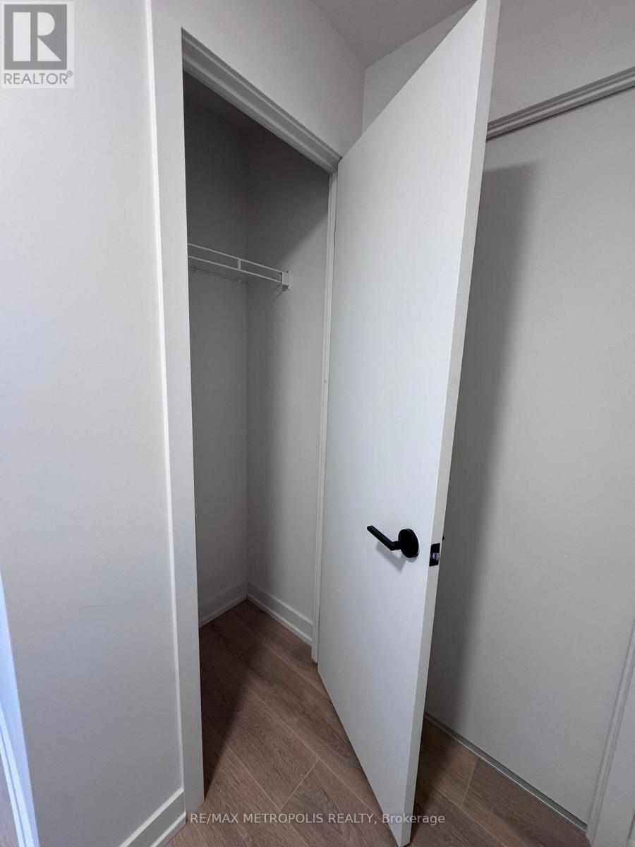 1418 - 181 Sterling Road, Toronto, Ontario  M6R 2B2 - Photo 10 - C13640440