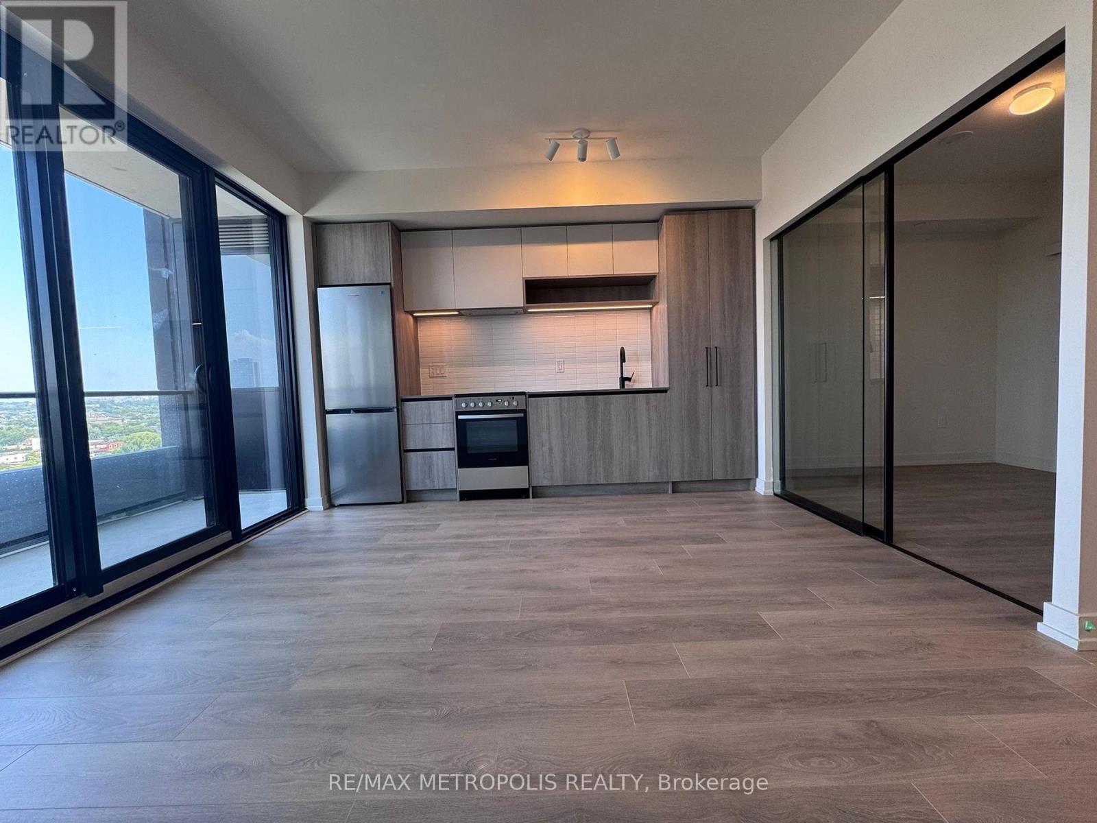 1418 - 181 Sterling Road, Toronto, Ontario  M6R 2B2 - Photo 7 - C13640440