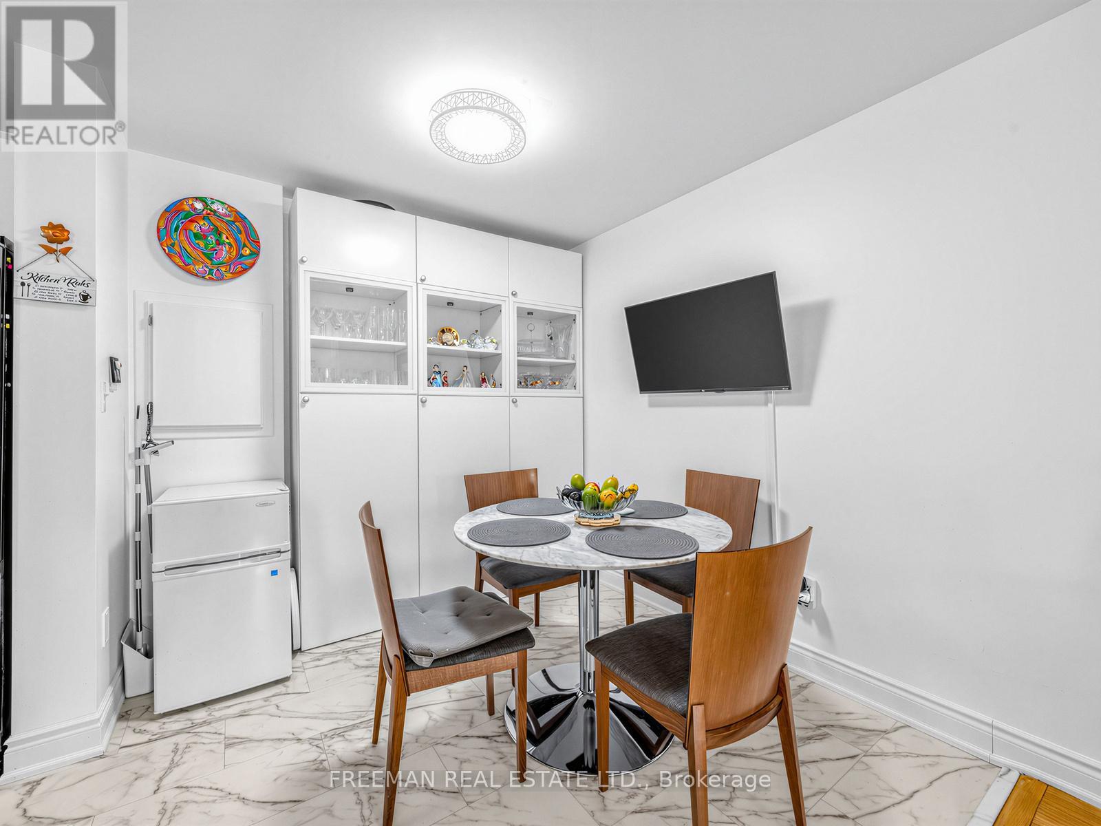 C13 - 108 Finch Avenue W, Toronto, Ontario  M2N 6W6 - Photo 14 - C13640478