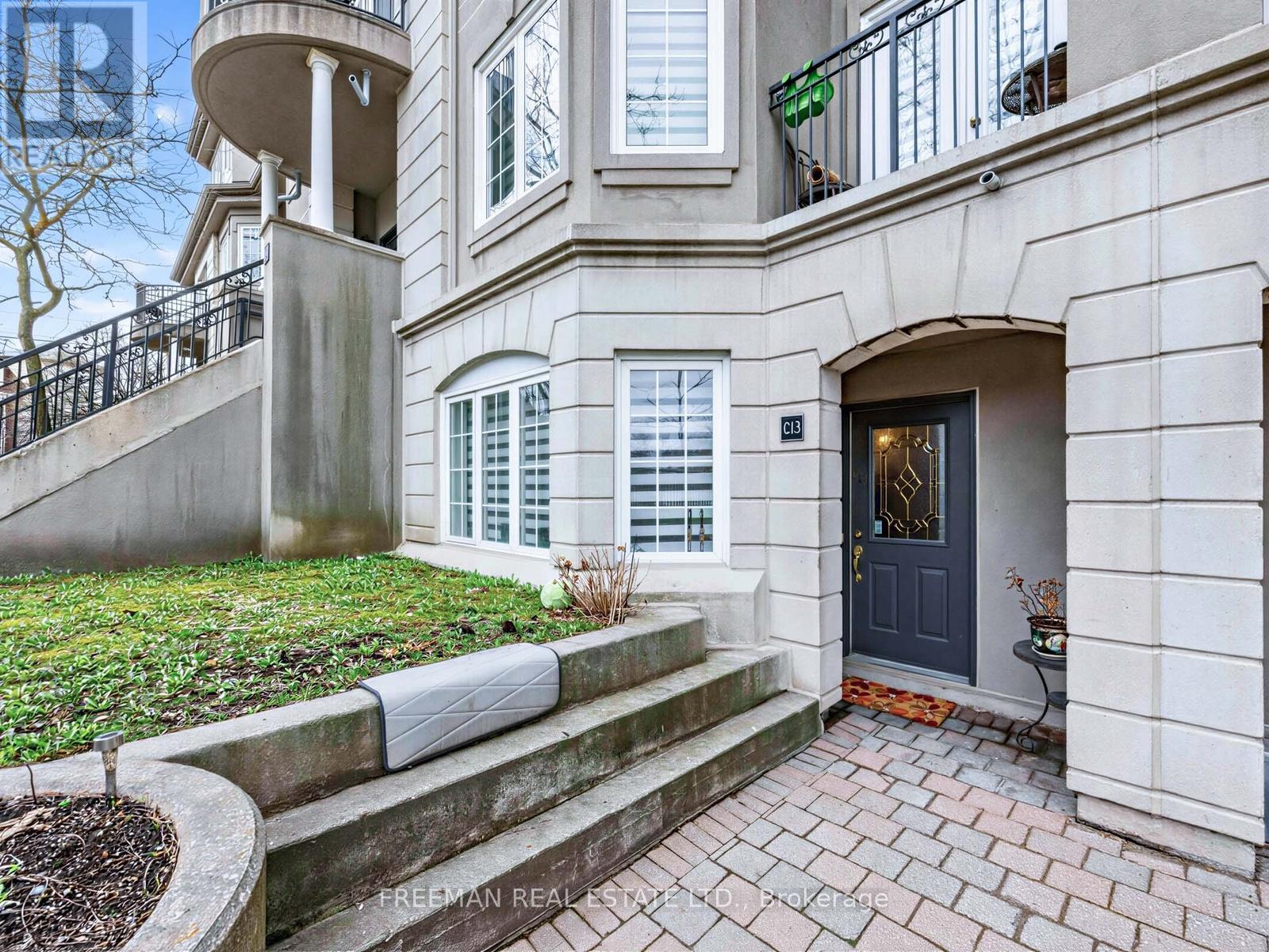 C13 - 108 Finch Avenue W, Toronto, Ontario  M2N 6W6 - Photo 2 - C13640478