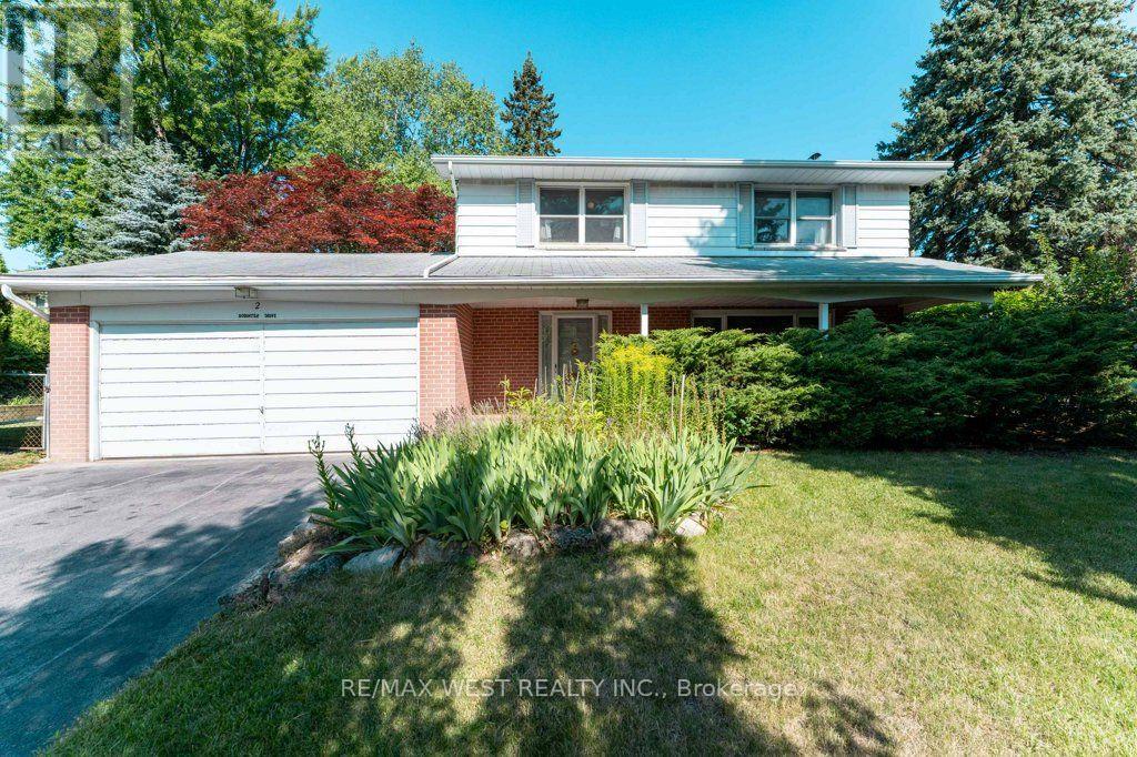 2 Robinter Drive, Toronto, Ontario  M2M 3P9 - Photo 7 - C13640496