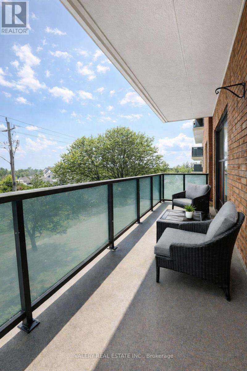 207 - 1780 Lawrence Avenue E, Toronto, Ontario  M1R 2Y2 - Photo 4 - E13640300
