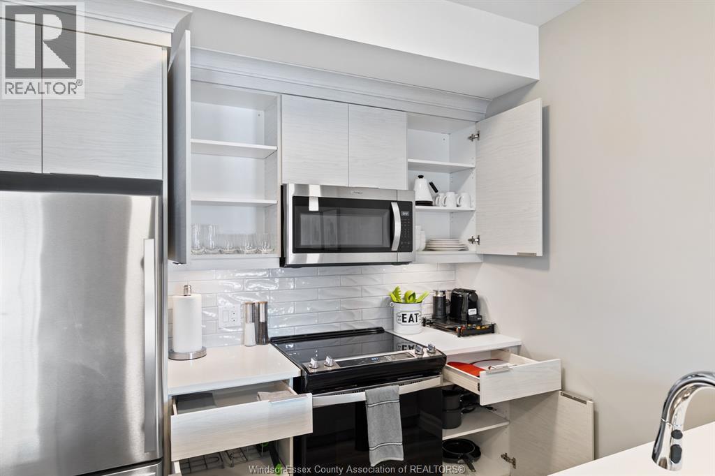 728 Brownstone Unit# 407, Lakeshore, Ontario  N9K 0C4 - Photo 9 - 26018937