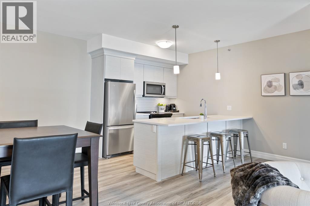 728 Brownstone Unit# 407, Lakeshore, Ontario  N9K 0C4 - Photo 3 - 26018937