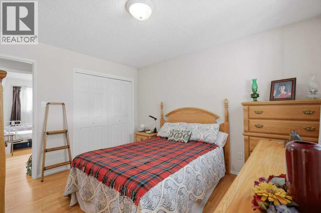 5709 56 Avenue, Lacombe, Alberta  T4L 1N6 - Photo 17 - A2327222
