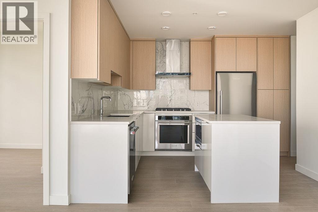 2103 699 WHITING WAY, Coquitlam, British Columbia