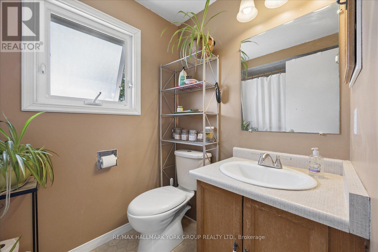 458 Chester Avenue, Newmarket, Ontario  L3Y 6R7 - Photo 22 - N13640434