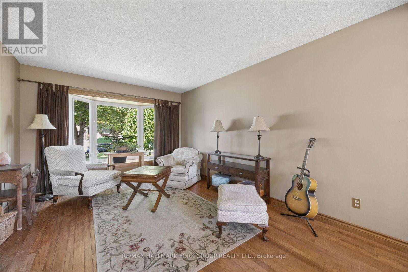458 Chester Avenue, Newmarket, Ontario  L3Y 6R7 - Photo 6 - N13640434