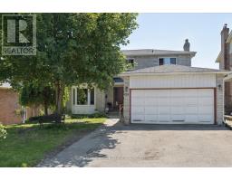 458 CHESTER AVENUE, Newmarket, Ontario