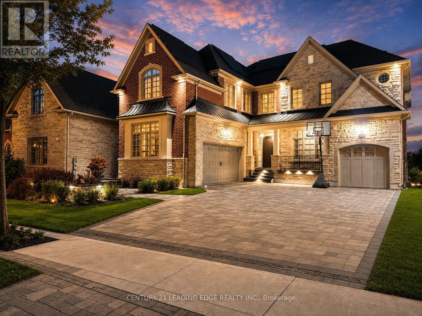 33 Stollery Pond Crescent, Markham (Devil's Elbow), Ontario  L6C 1K4 - Photo 2 - N13640484