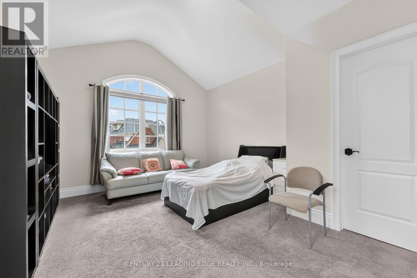 33 Stollery Pond Crescent, Markham (Devil's Elbow), Ontario  L6C 1K4 - Photo 31 - N13640484