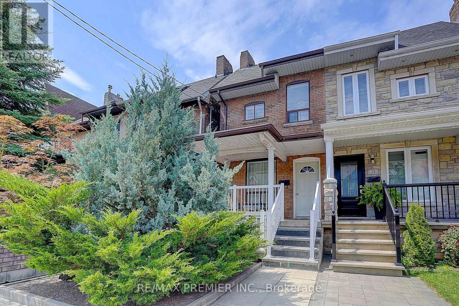 72 Symington Avenue, Toronto, Ontario  M6P 3W1 - Photo 2 - W13640242