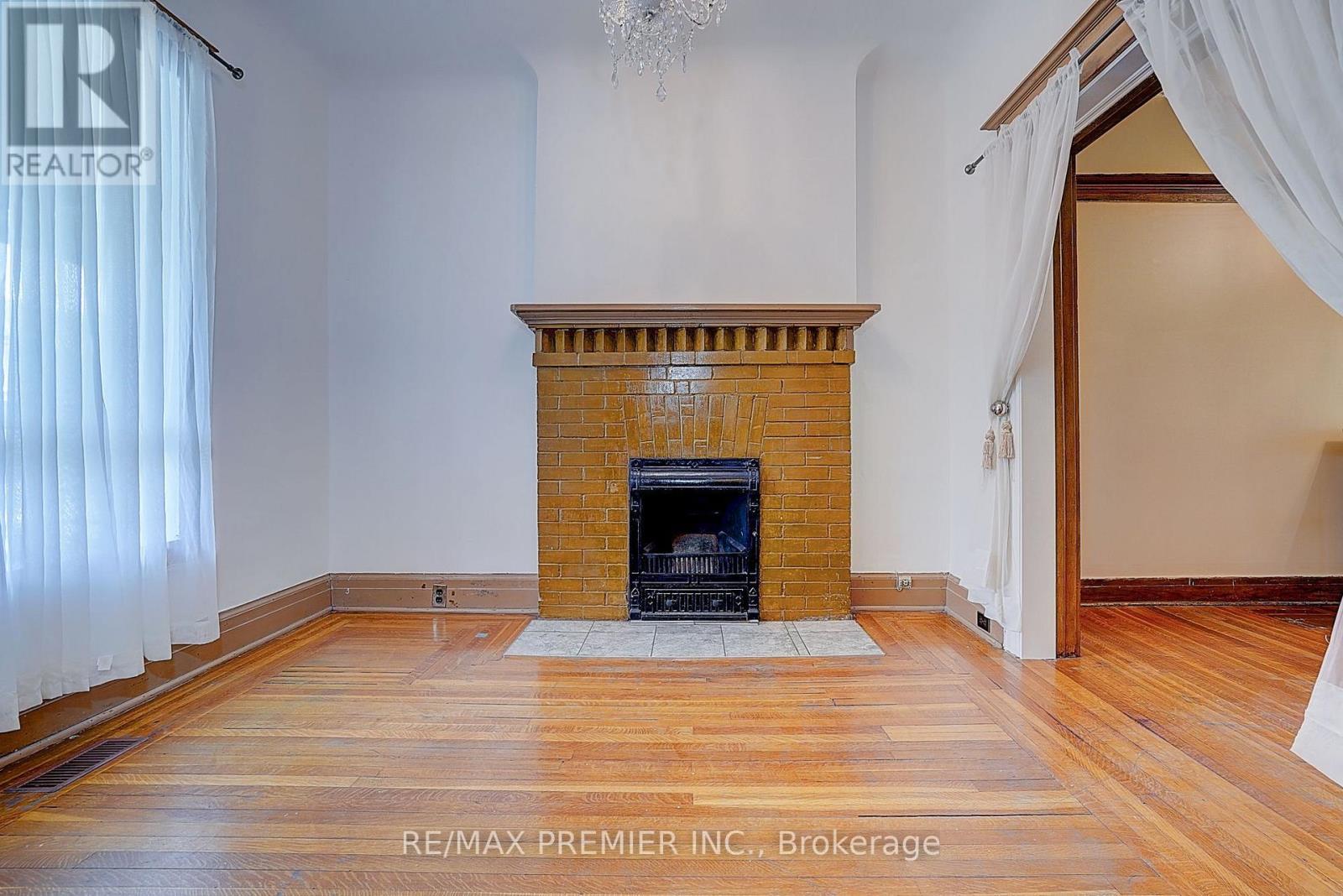 72 Symington Avenue, Toronto, Ontario  M6P 3W1 - Photo 21 - W13640242