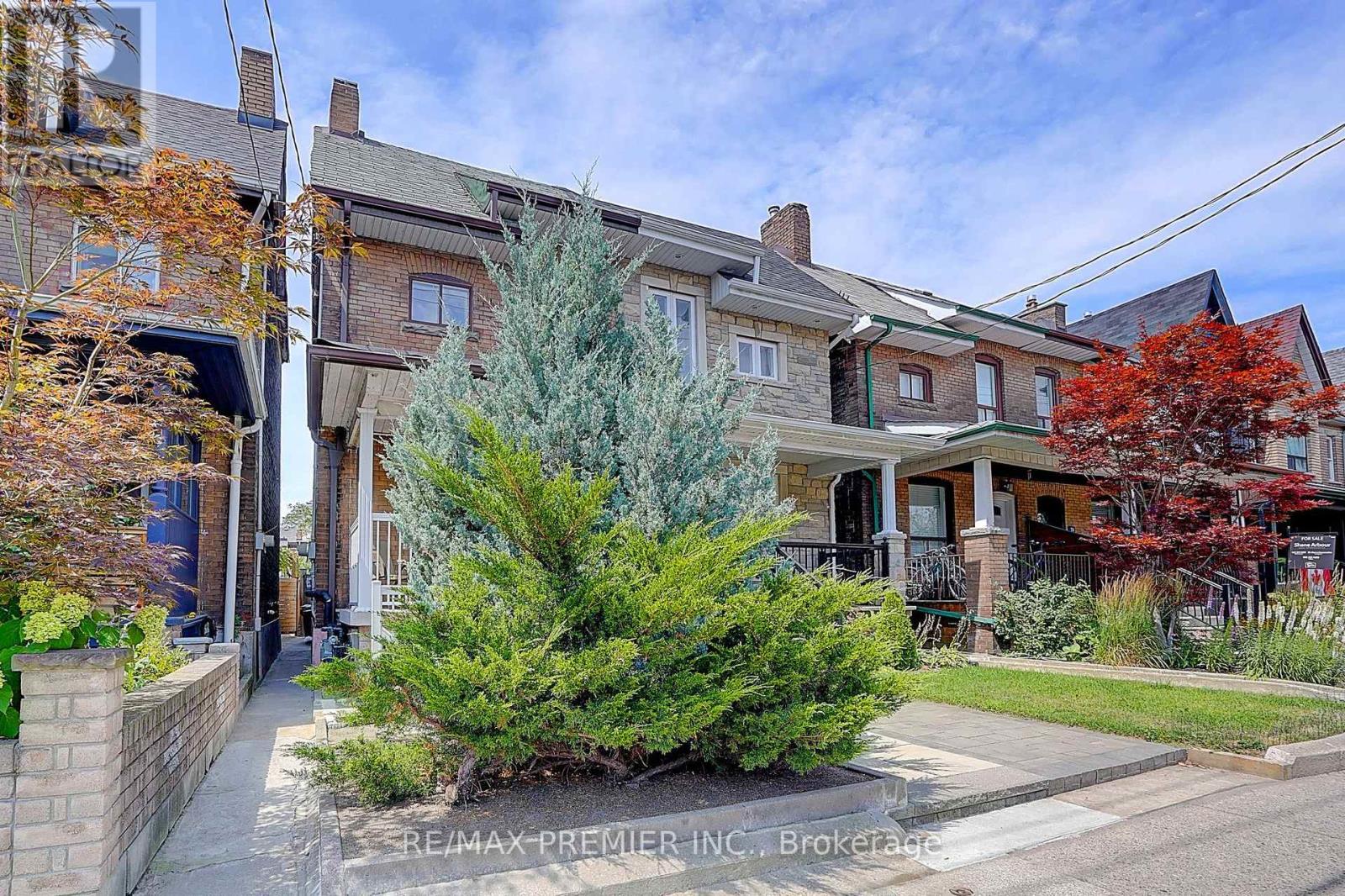 72 Symington Avenue, Toronto, Ontario  M6P 3W1 - Photo 3 - W13640242