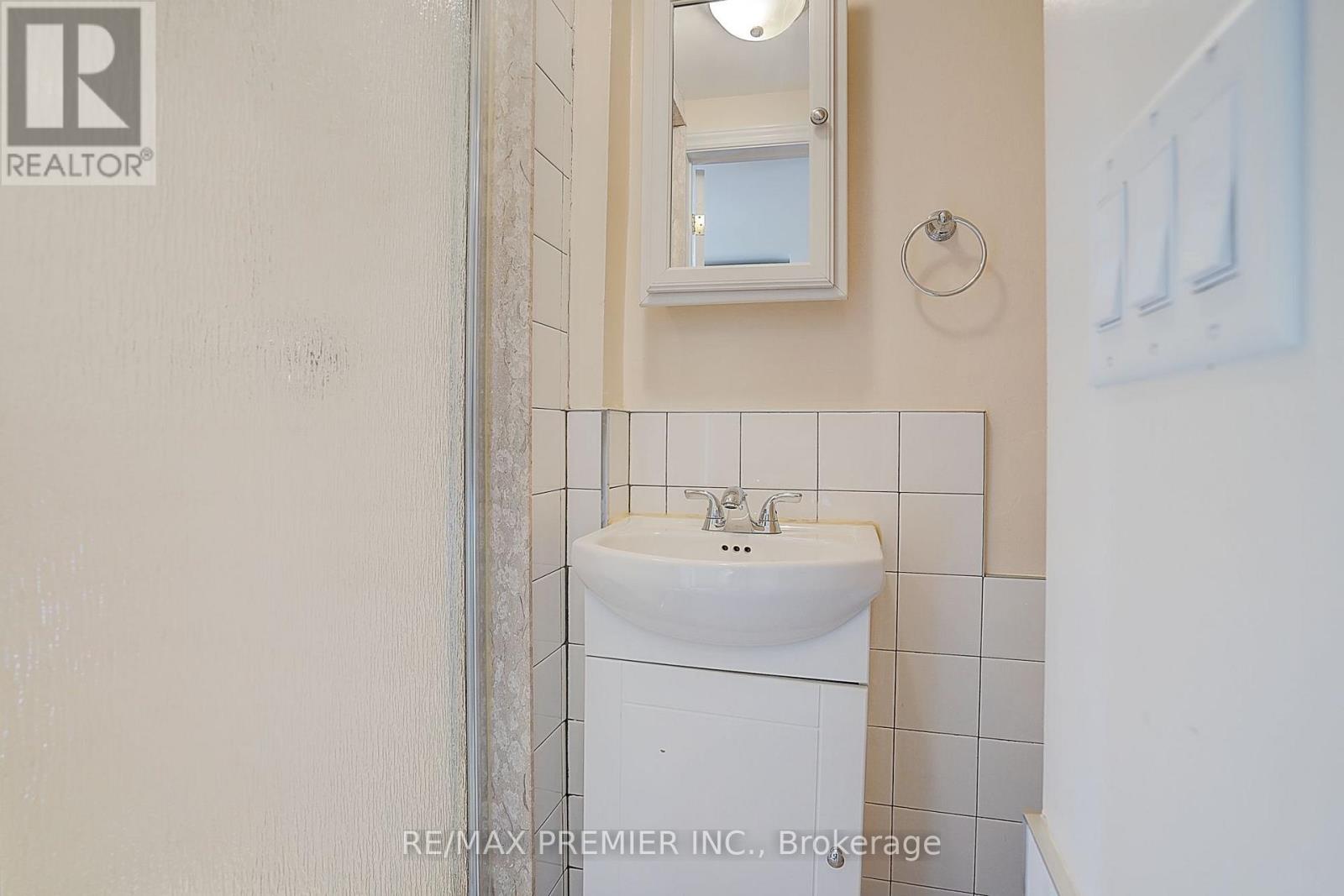72 Symington Avenue, Toronto, Ontario  M6P 3W1 - Photo 30 - W13640242