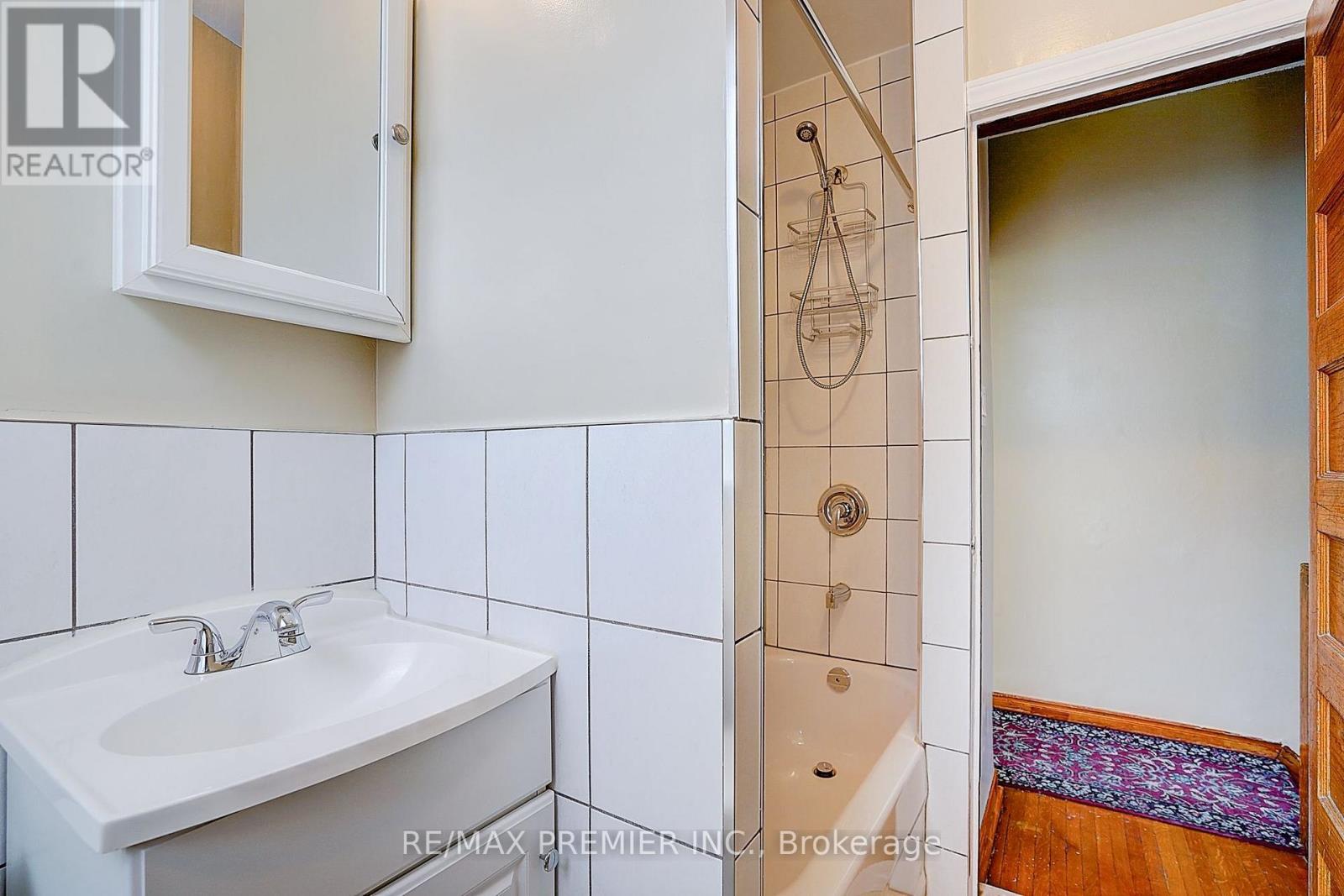 72 Symington Avenue, Toronto, Ontario  M6P 3W1 - Photo 42 - W13640242