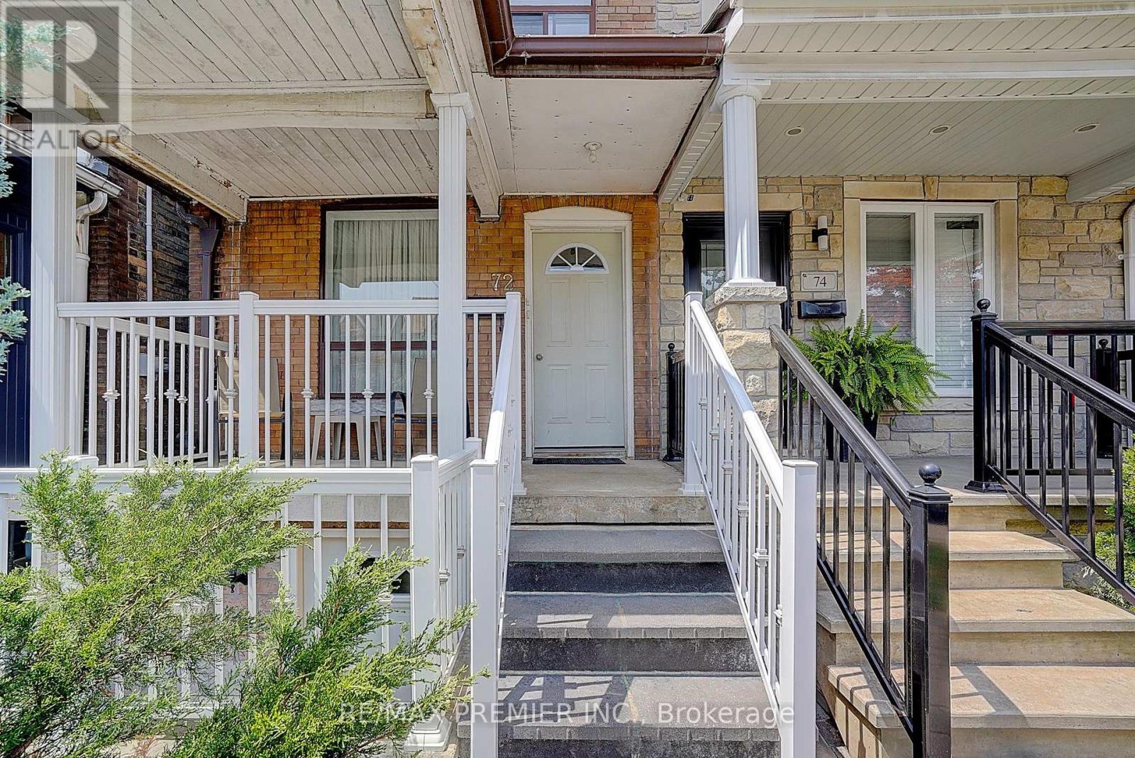 72 Symington Avenue, Toronto, Ontario  M6P 3W1 - Photo 6 - W13640242