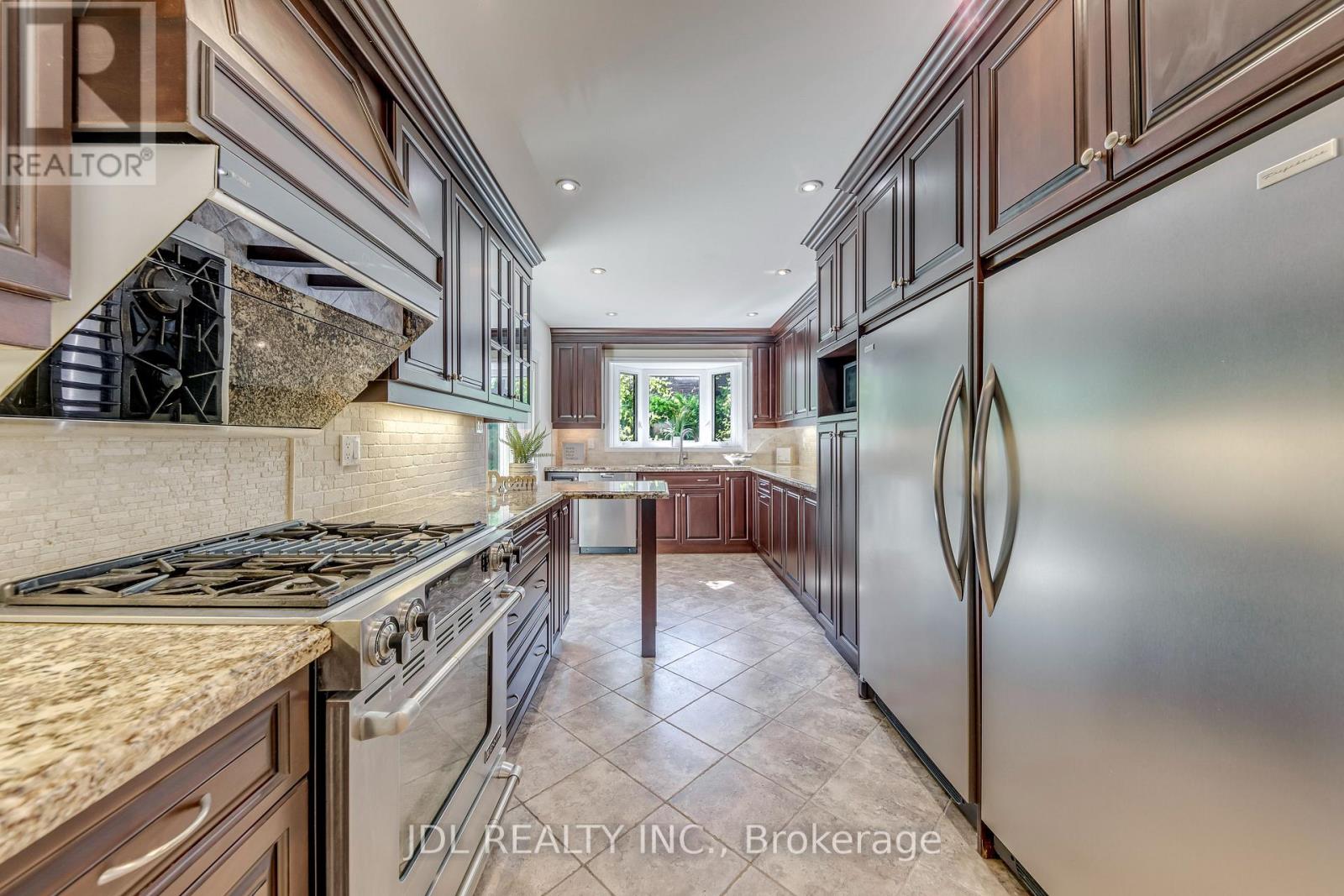 323 Warminster Drive S, Oakville, Ontario  L6L 4N1 - Photo 16 - W13640272