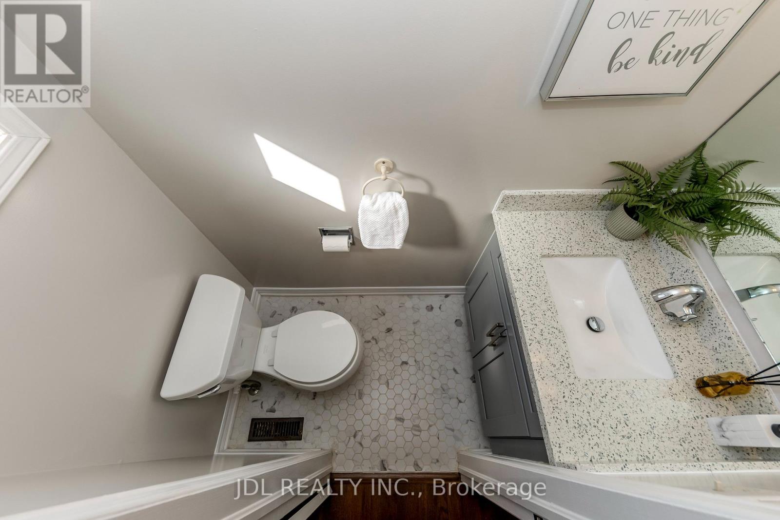 323 Warminster Drive S, Oakville, Ontario  L6L 4N1 - Photo 33 - W13640272