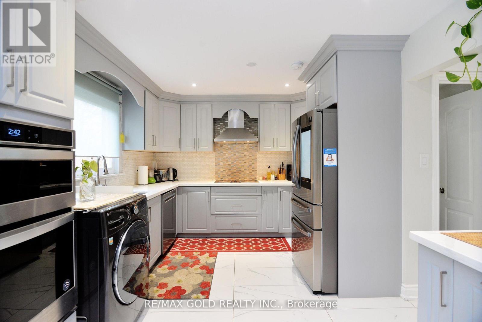 48 Garside Crescent, Brampton, Ontario  L6S 1H6 - Photo 13 - W13640318