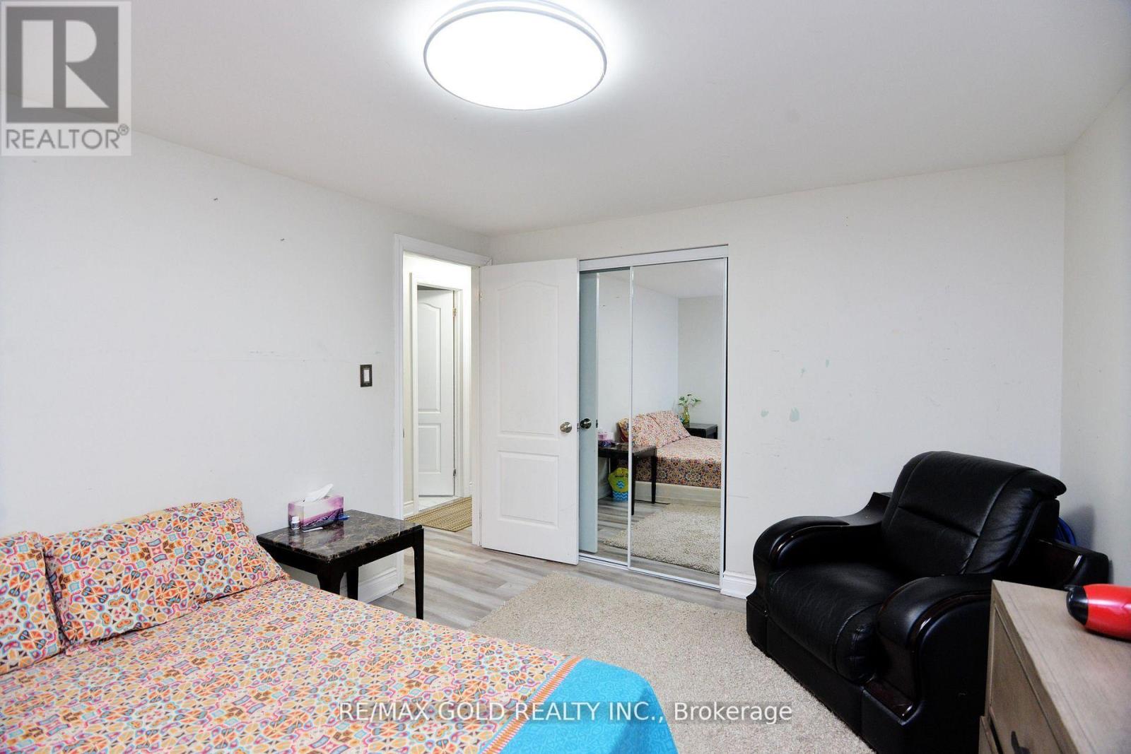 48 Garside Crescent, Brampton, Ontario  L6S 1H6 - Photo 21 - W13640318