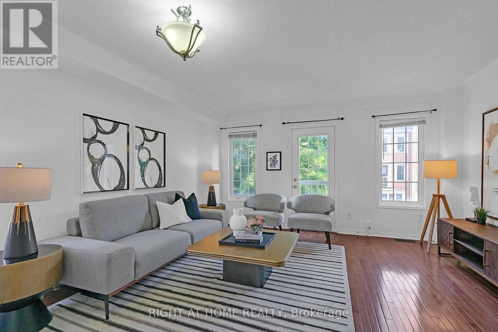 83 Odoardo Di Santo Circle, Toronto, Ontario  M3L 0E9 - Photo 12 - W13640330