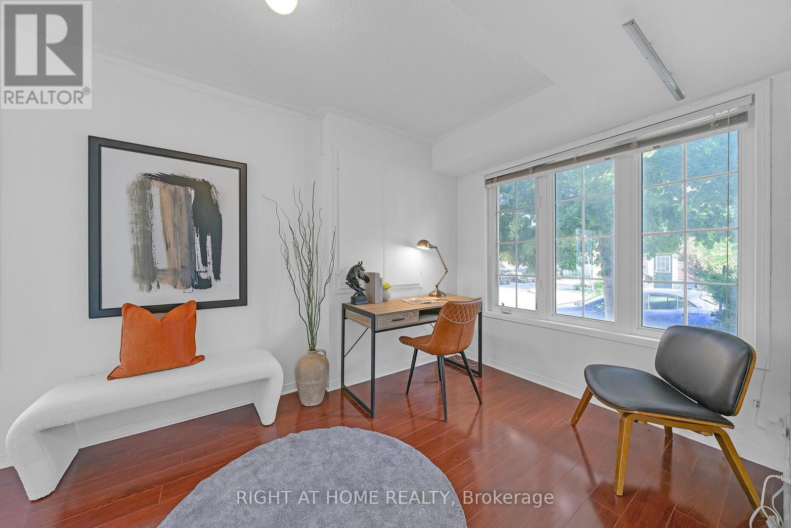 83 Odoardo Di Santo Circle, Toronto, Ontario  M3L 0E9 - Photo 4 - W13640330