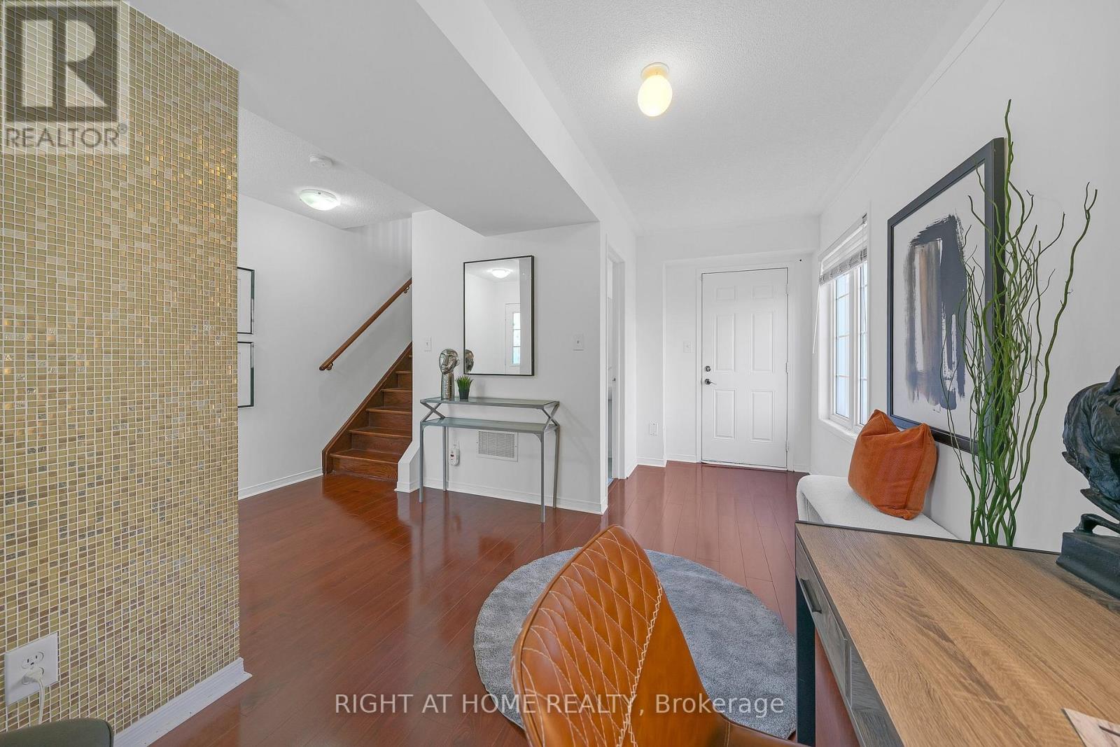 83 Odoardo Di Santo Circle, Toronto, Ontario  M3L 0E9 - Photo 6 - W13640330