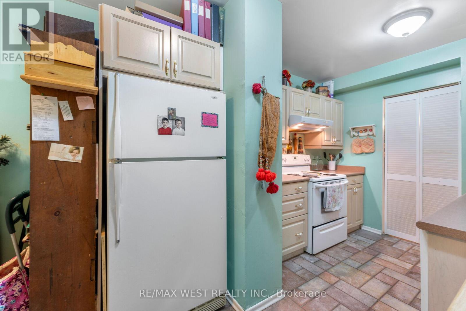 114 - 340 Dixon Road, Toronto, Ontario  M9R 1T1 - Photo 10 - W13640450