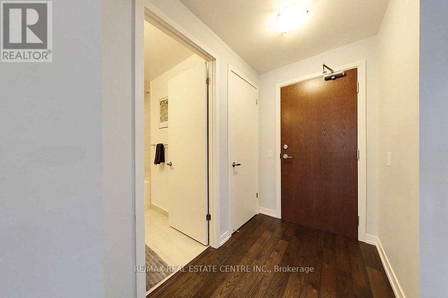 903 - 2560 Eglinton Avenue, Mississauga, Ontario  L5M 5R1 - Photo 2 - W13640456