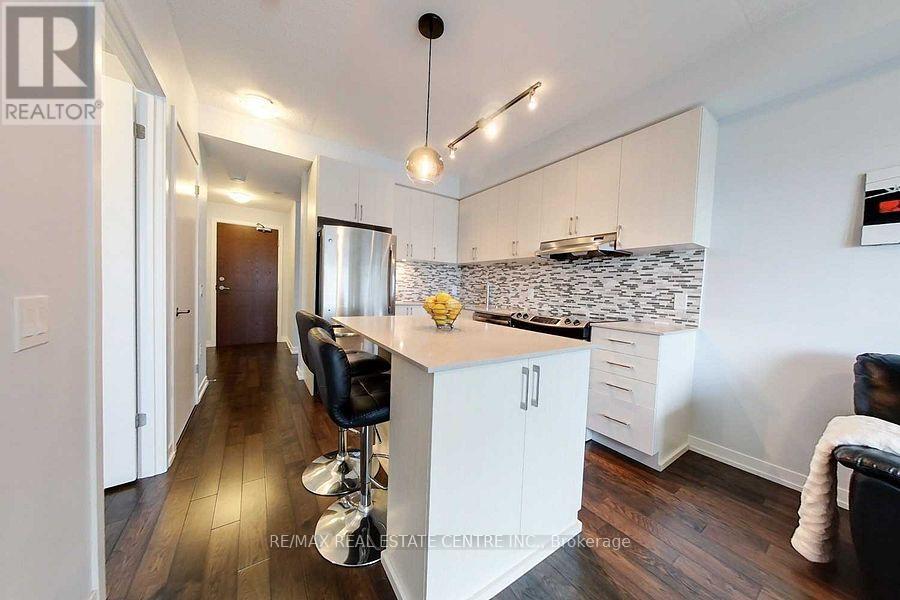 903 - 2560 Eglinton Avenue, Mississauga, Ontario  L5M 5R1 - Photo 3 - W13640456