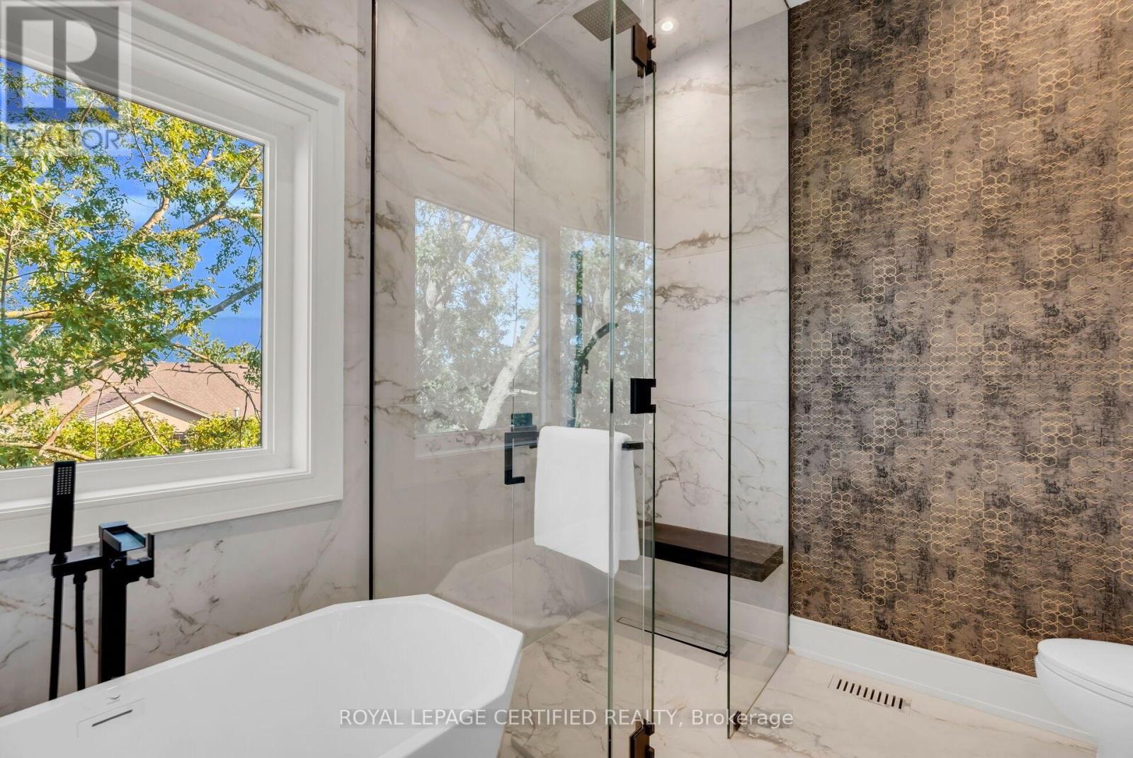 1374 Tansley Drive, Oakville, Ontario  L6L 2N4 - Photo 31 - W13640460