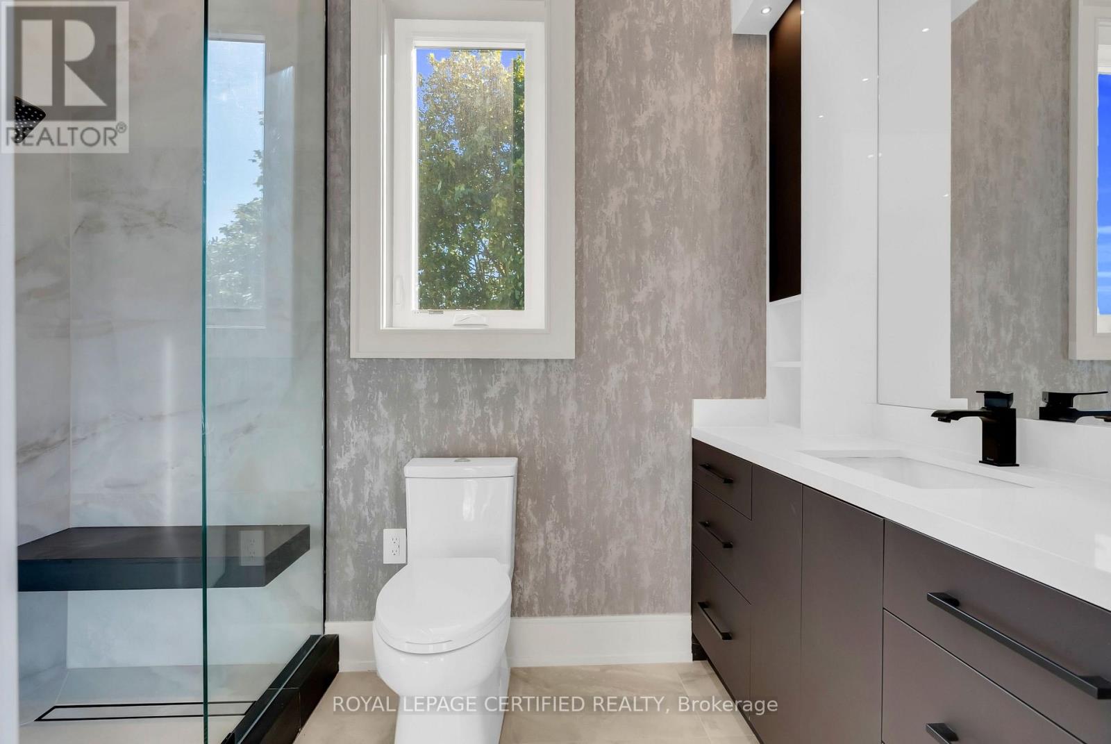 1374 Tansley Drive, Oakville, Ontario  L6L 2N4 - Photo 37 - W13640460