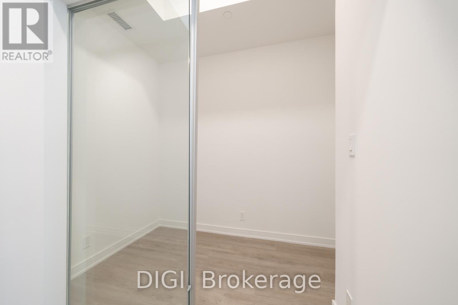 W426 - 485 Perth Avenue, Toronto, Ontario  M6N 0B9 - Photo 22 - W13640476